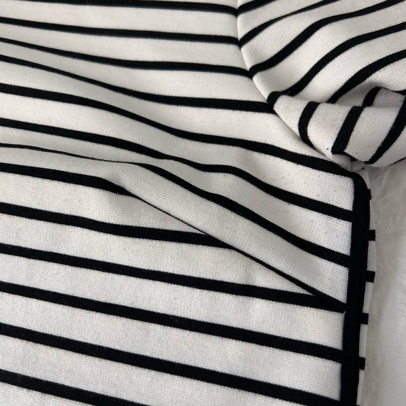 Kenar black/white striped dress, super soft fabric, exposed zipper - CUTE!!! - Picture 4 of 11